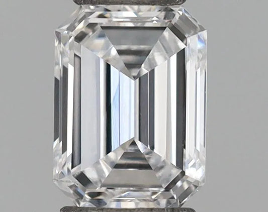 0.31ct Emerald Lab Grown Diamond (Colour E, Clarity VVS2, IGI Certified)