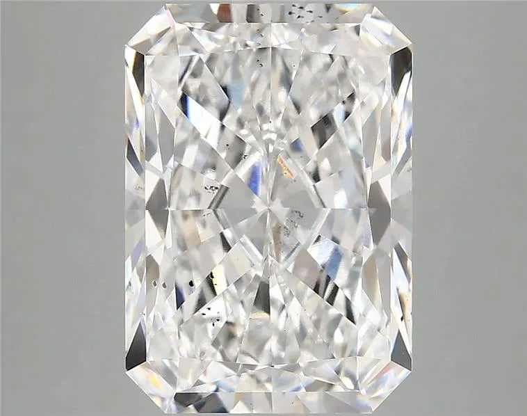5.02ct Radiant Lab Grown Diamond (Colour E, Clarity SI1, IGI Certified)