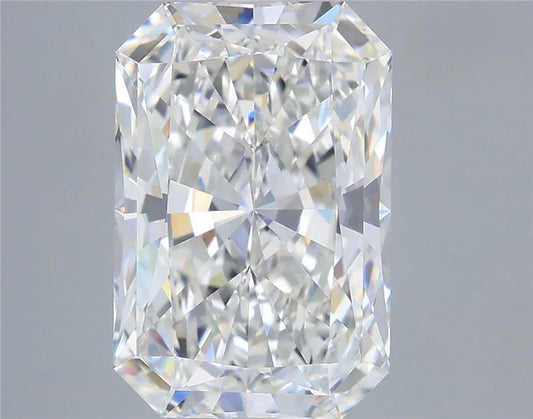5.02ct Radiant Lab Grown Diamond (Colour E, Clarity VVS2, IGI Certified)