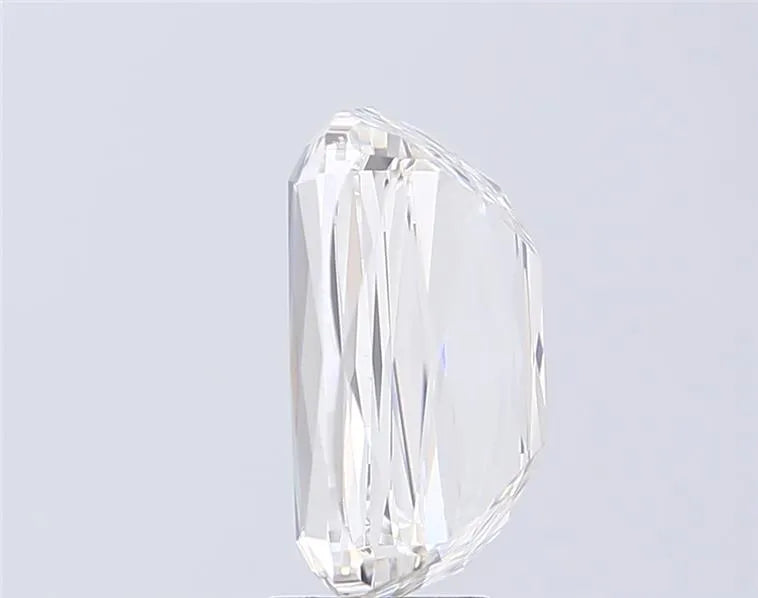 5.52ct Cushion modified Lab Grown Diamond (Colour F, Clarity VVS2, IGI Certified)