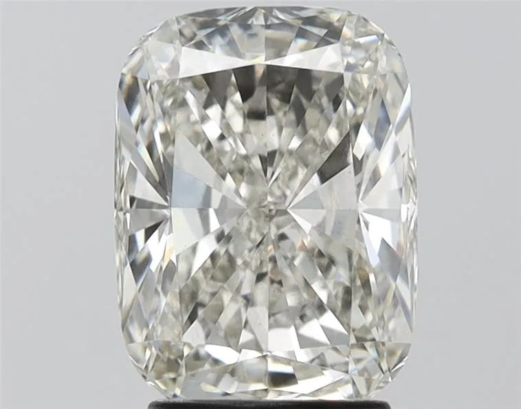 3.01ct Cushion brilliant Lab Grown Diamond (Colour I, Clarity VS1, IGI Certified)