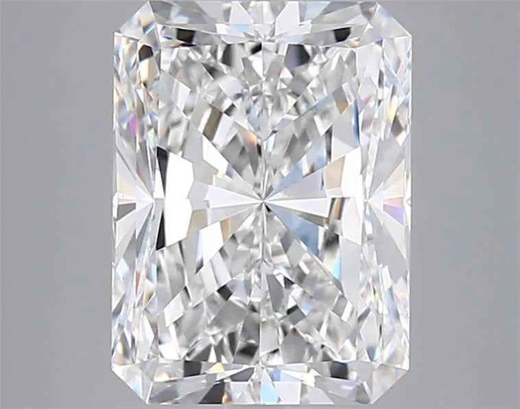 7.00ct Radiant Lab Grown Diamond (Colour E, Clarity VS1, IGI Certified)
