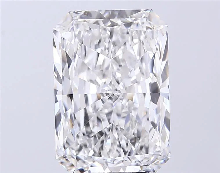 7.29ct Radiant Lab Grown Diamond (Colour D, Clarity VVS1, IGI Certified)