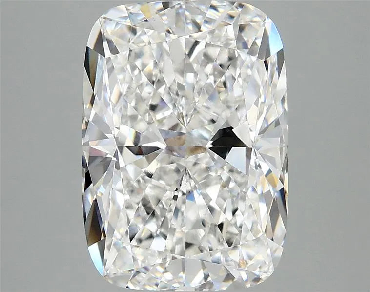 5.00ct Cushion brilliant Lab Grown Diamond (Colour E, Clarity VS2, IGI Certified)