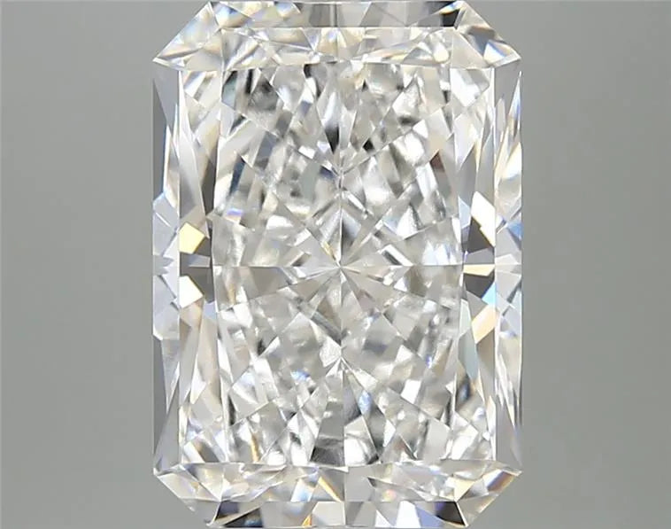 4.98ct Radiant Lab Grown Diamond (Colour F, Clarity VVS2, IGI)